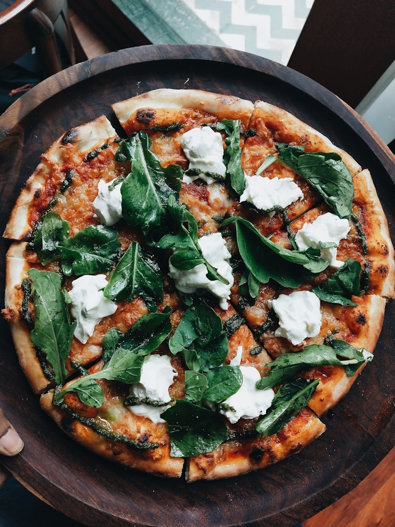 Pizza especial da Otto com ingredientes selecionados e finalização artesanal